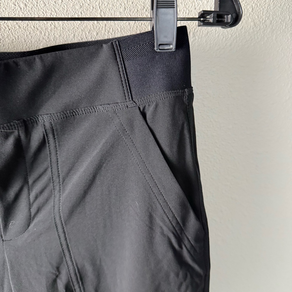 Athleta Brooklyn Heights High Rise Cargo Pant Black Casual Athleisure Women’s 2 - Picture 8 of 13